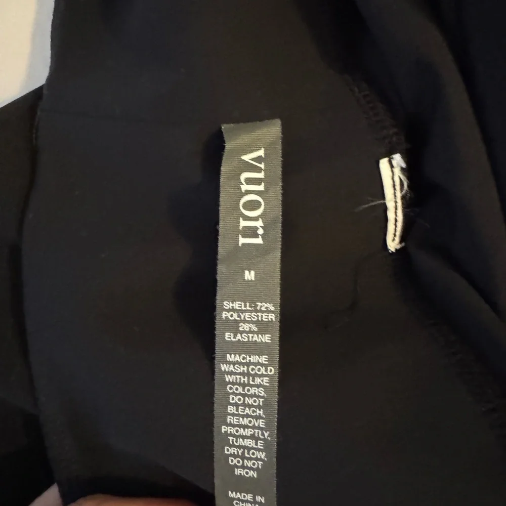 Vuori Inversion Shorts - Picture 4 of 5
